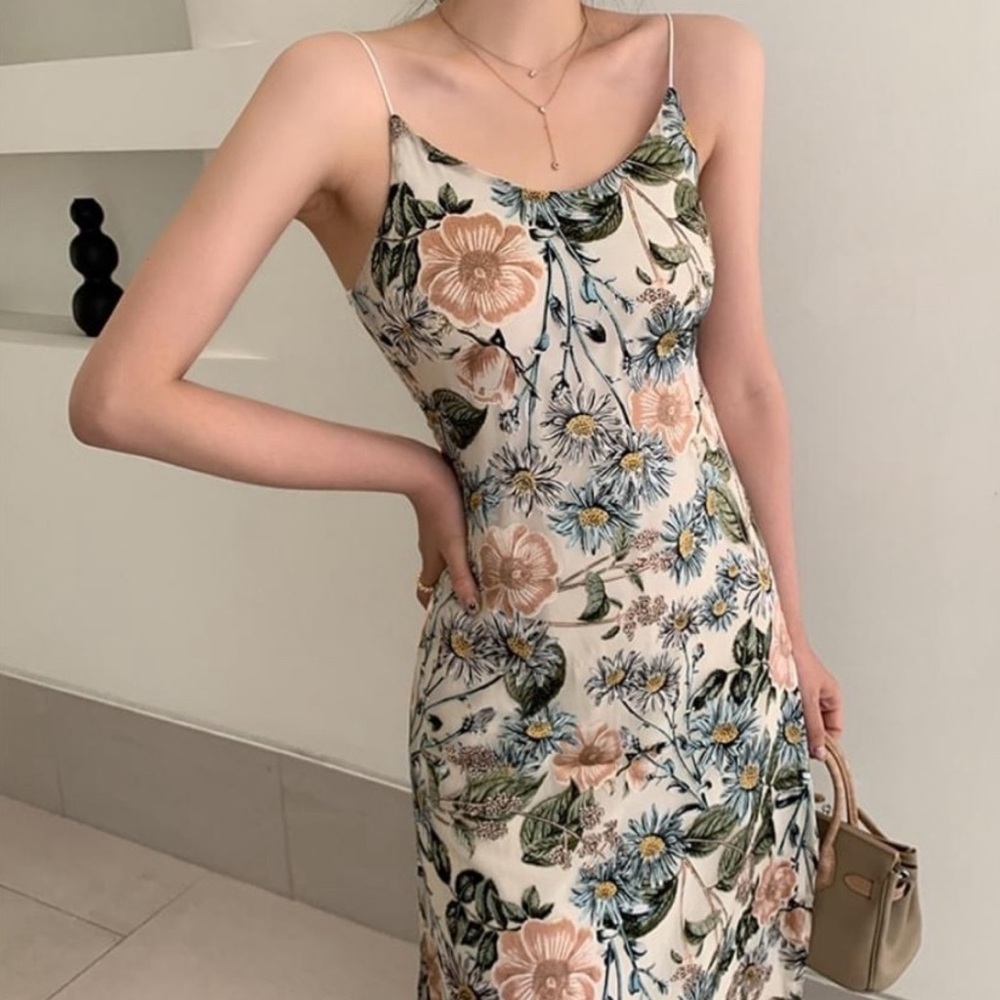 New Summer Floral Print Satin Barbie Sleeveless Midi Dress Size Medium
